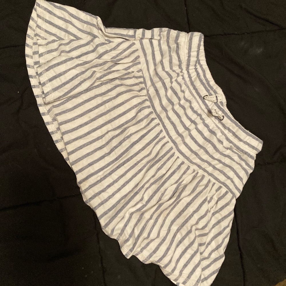 Light grey and white stripped skort.
